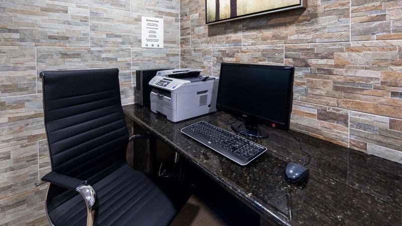 Best Western Plus Raleigh Crabtree Valley Hotel, Raleigh, Estados Unidos