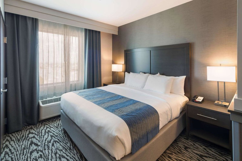 Comfort Suites Kennewick at Southridge, Kennewick, United States