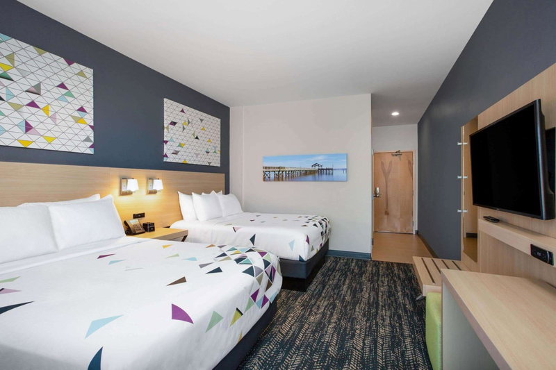 La Quinta Inn & Suites by Wyndham Manassas, VA- Dulles Airport, Manassas, United States