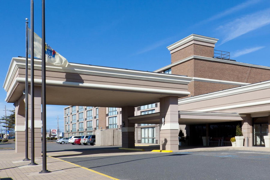 Days Hotel by Wyndham Toms River Jersey Shore, Toms River, United States