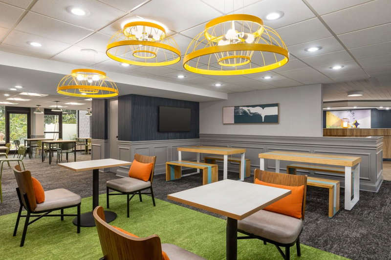Spark by Hilton Sarasota Siesta Key Gateway, Sarasota, United States