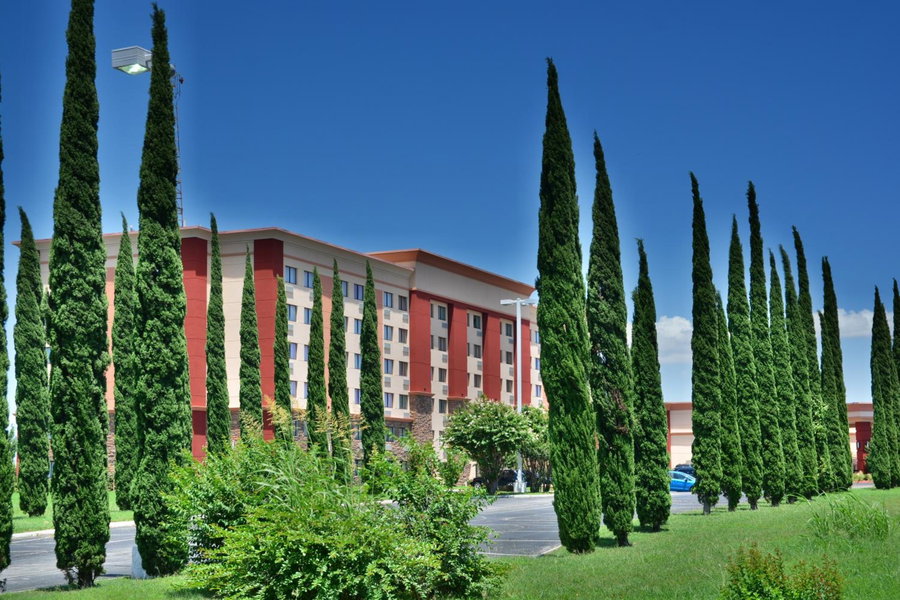 Lux Hotel & Spa, Arlington, United States