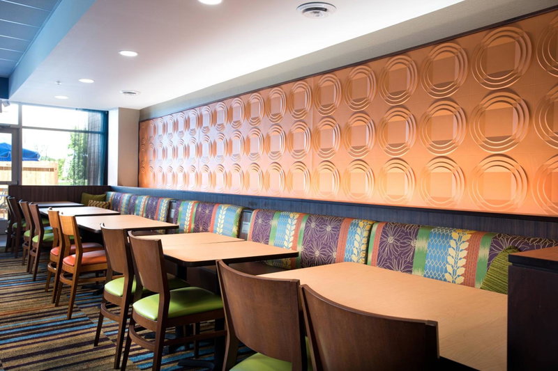 Fairfield Inn & Suites by Marriott Rochester Mayo Clinic Area/Saint Marys, Rochester, United States