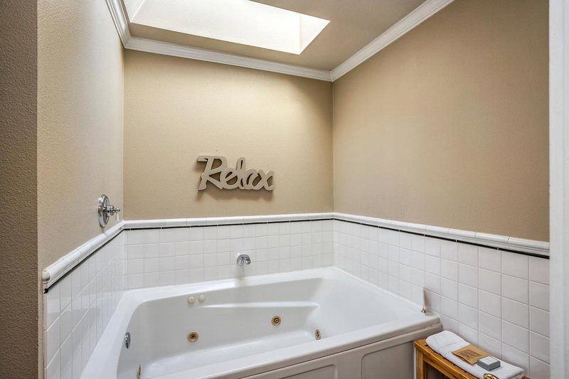 Cannon Beach Hotel Collection, Cannon Beach, United States