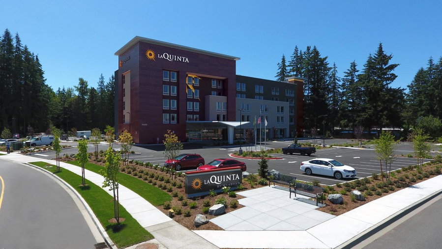 La Quinta Inn & Suites by Wyndham Marysville, Marysville, United States