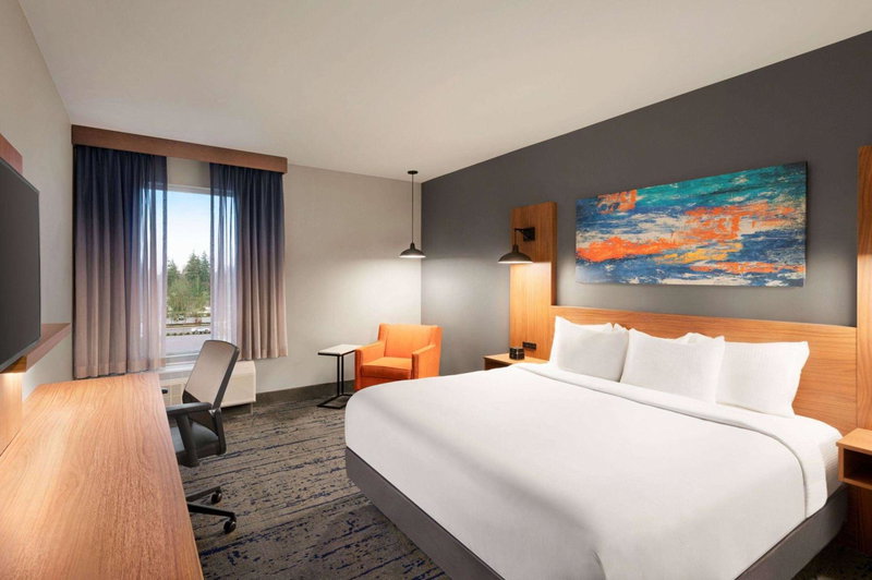 La Quinta Inn & Suites by Wyndham Marysville, Marysville, United States