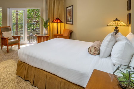 Avila Village Inn, Avila Beach, United States