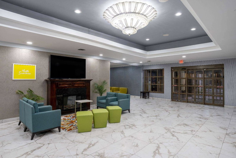 Days Hotel by Wyndham North Bergen, North Bergen, United States