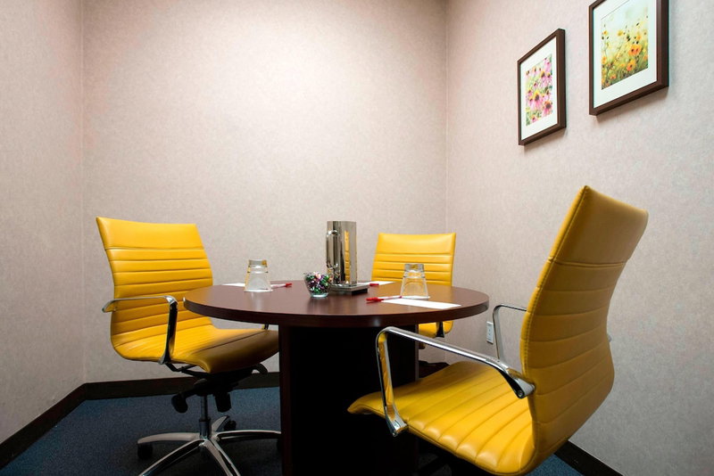 Newark Liberty International Airport Marriott, Newark, United States