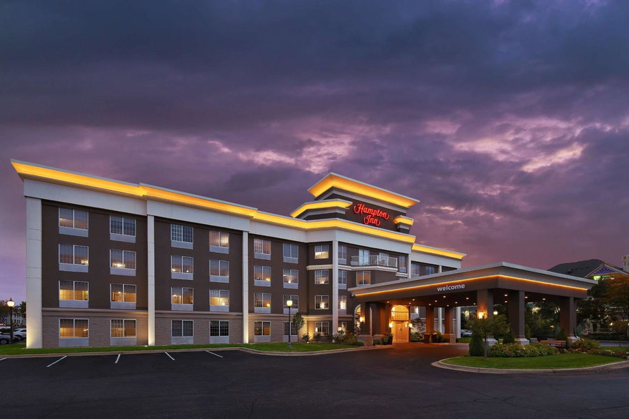 Hampton Inn Holland, Holland, United States