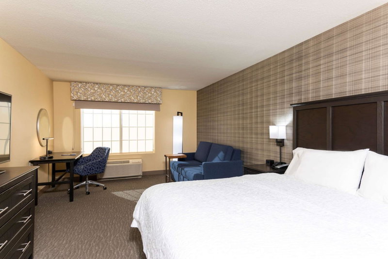 Hampton Inn Holland, Holland, United States