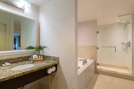 Renaissance Raleigh North Hills Hotel, Raleigh, United States