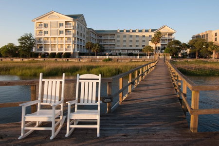Courtyard Charleston Waterfront, Charleston, United States
