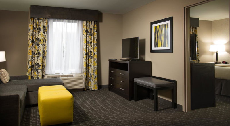 Holiday Inn Express and Suites Madison Central by IHG, Madison, United States