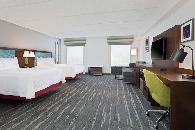Hampton Inn & Suites Orlando Intl Dr N, Oak Ridge, United States