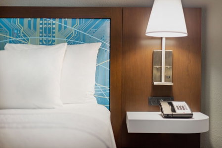Hampton Inn & Suites Orlando Intl Dr N, Oak Ridge, United States