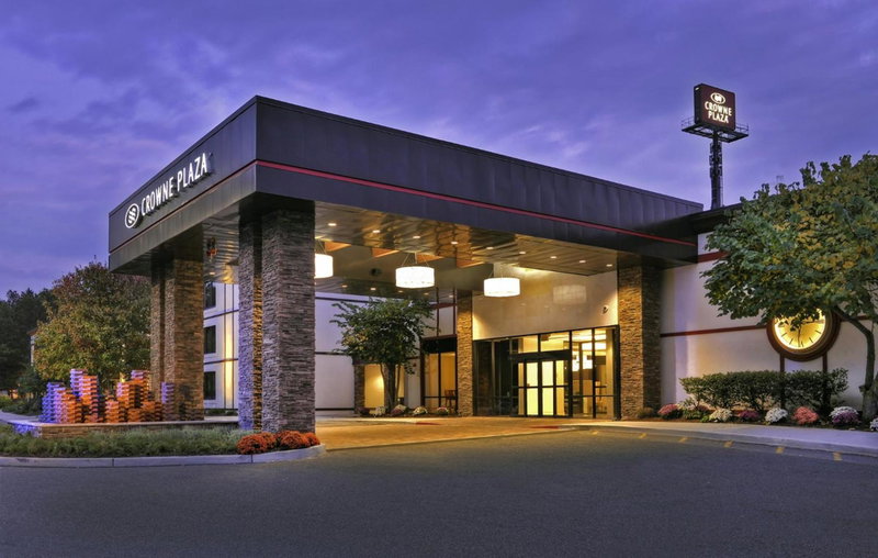 Crowne Plaza Suffern-Mahwah by IHG, Suffern, Estados Unidos