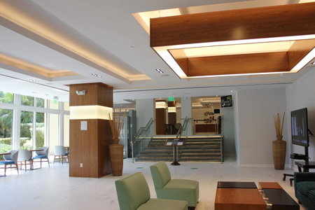 Holiday Inn Miami Beach-Oceanfront by IHG, Miami Beach, United States