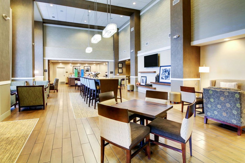 Hampton Inn & Suites Milwaukee West, West Allis, United States