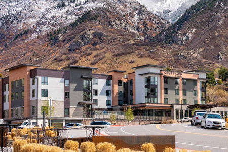 Courtyard by Marriott Salt Lake City Cottonwood, Cottonwood Heights, United States