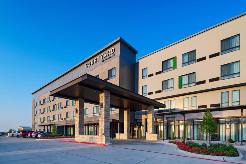 Courtyard Dallas Grand Prairie, Grand Prairie, United States