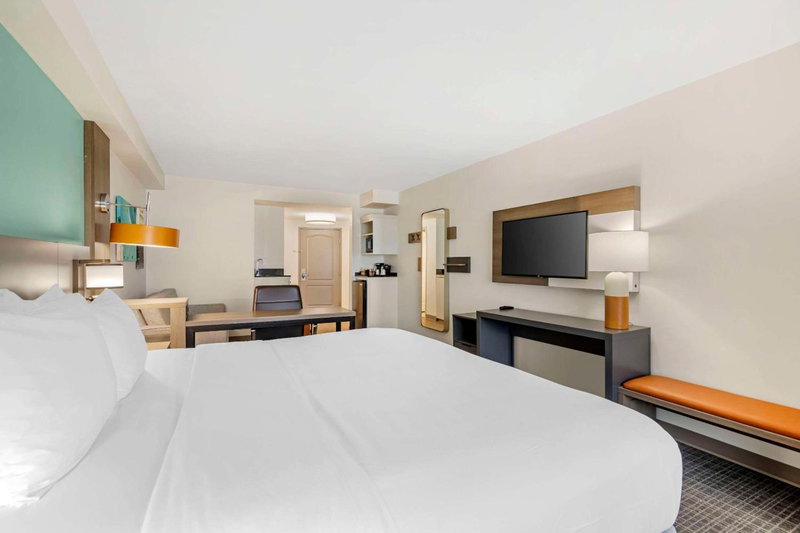Comfort Suites Valdosta Mall Area, Valdosta, United States