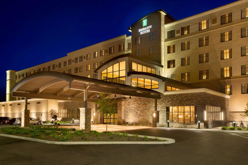 Embassy Suites by Hilton Akron Canton Airport, North Canton, United States