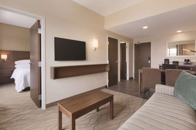 Embassy Suites by Hilton Akron Canton Airport, North Canton, United States