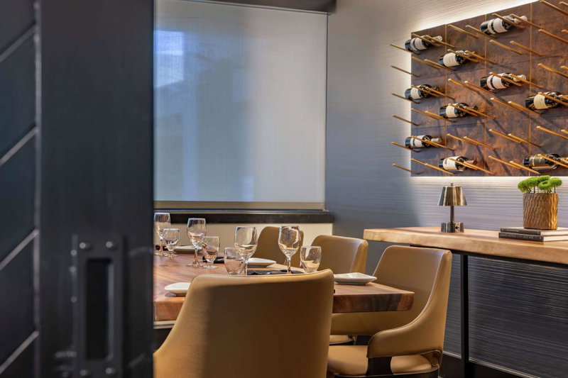 DoubleTree by Hilton San Francisco South Airport Blvd, South San Francisco, United States