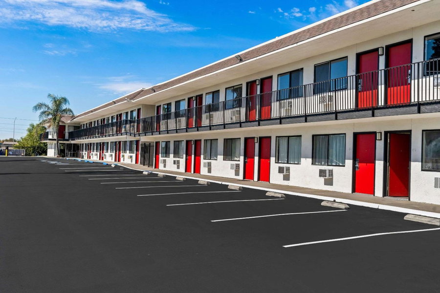 Econo Lodge Stockton near I-5 Fairgrounds, Stockton, United States