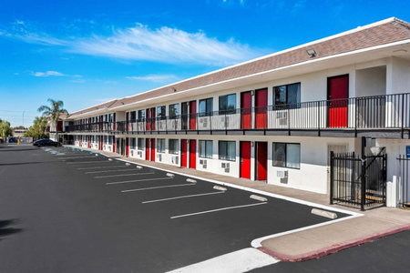 Econo Lodge Stockton near I-5 Fairgrounds, Stockton, United States