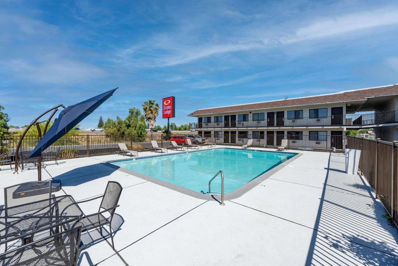 Econo Lodge Stockton near I-5 Fairgrounds, Stockton, United States
