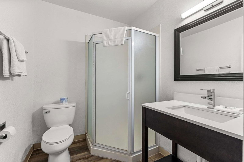 Econo Lodge Stockton near I-5 Fairgrounds, Stockton, United States