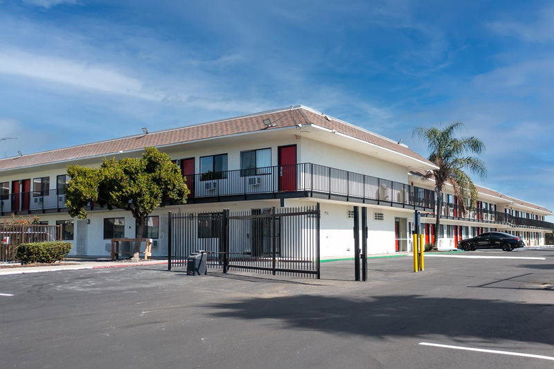 Econo Lodge Stockton near I-5 Fairgrounds, Stockton, United States
