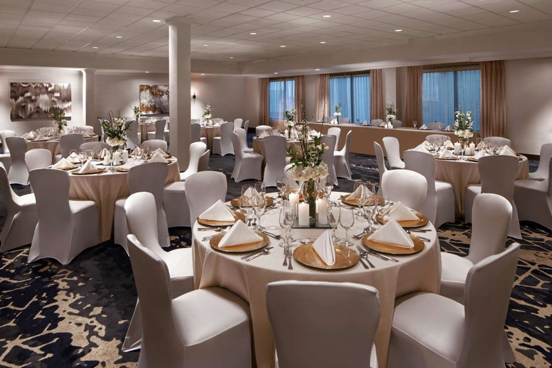 Embassy Suites by Hilton Fort Worth Downtown, Fort Worth, United States