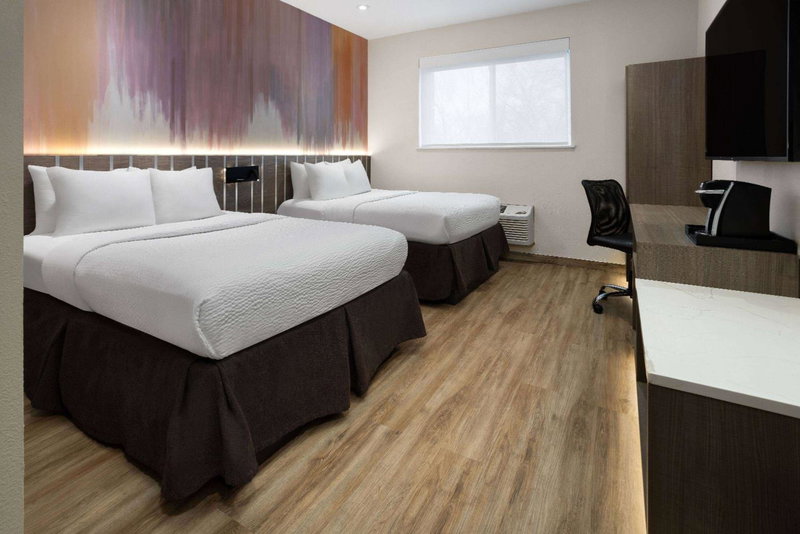 Ramada by Wyndham Bronx, Bronx, United States