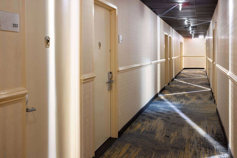 Ramada by Wyndham Bronx, Bronx, United States