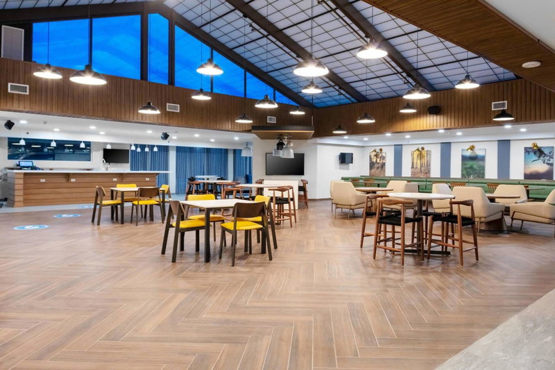 Fairfield Inn & Suites Springfield Enfield, Springfield, United States