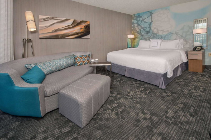 Comfort Inn & Suites Bethlehem Lehigh Valley Airport, Bethlehem, United States