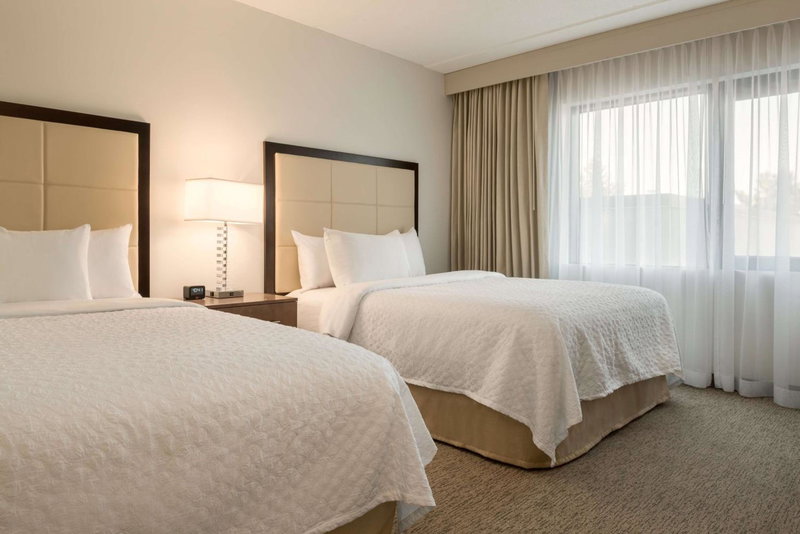 Embassy Suites by Hilton Milwaukee Brookfield, Brookfield, United States