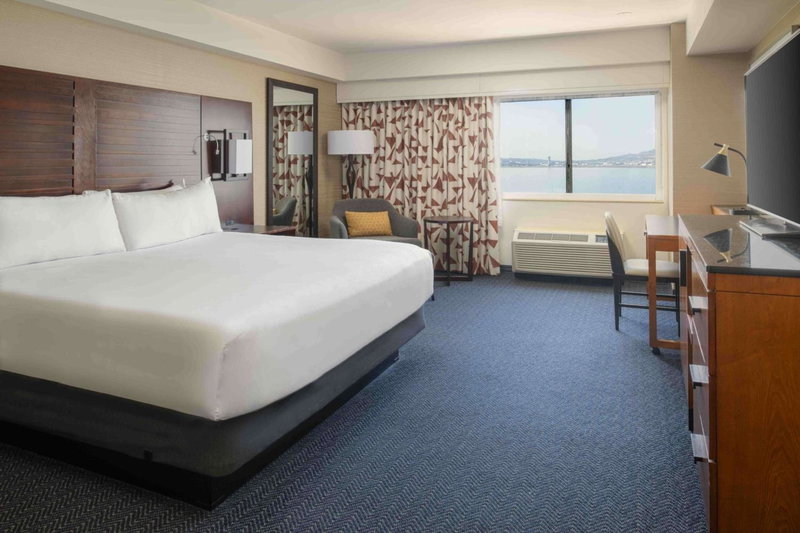 DoubleTree by Hilton San Francisco Airport, Burlingame, United States