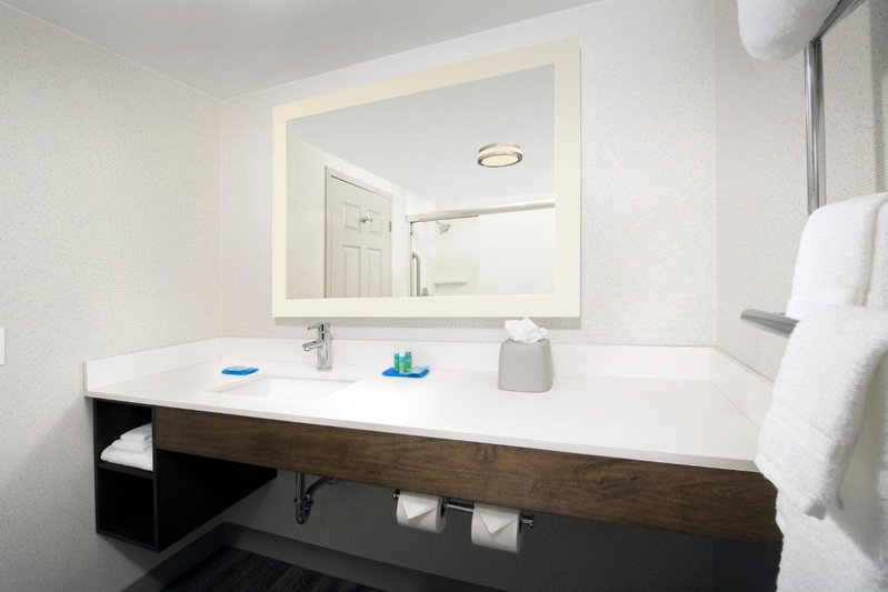 Holiday Inn Express & Suites Baltimore - BWI Airport North by IHG, Linthicum Heights, United States