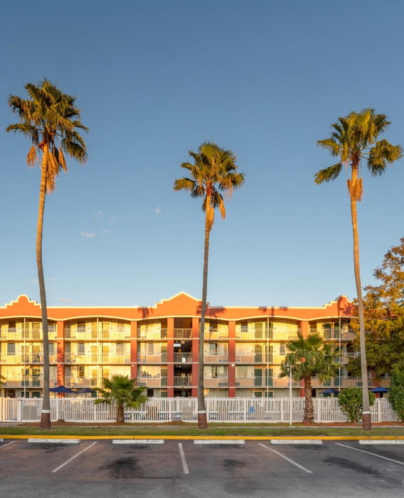 Baymont by Wyndham Orlando North Millenia, Orlando, United States