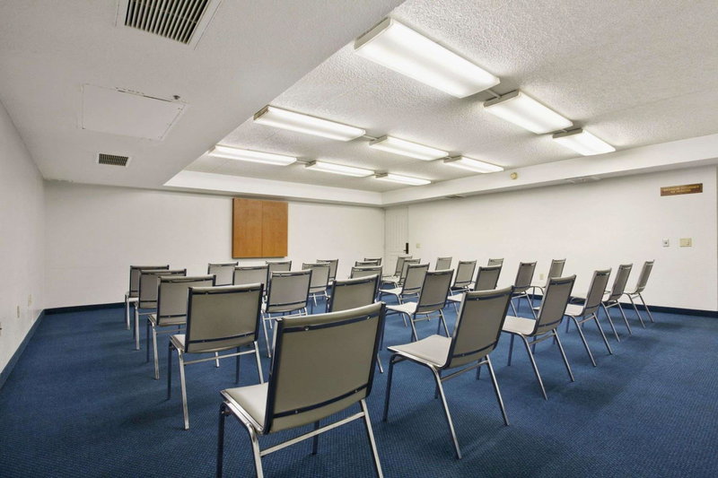 Days Inn by Wyndham Buena Park Anaheim, Buena Park, United States