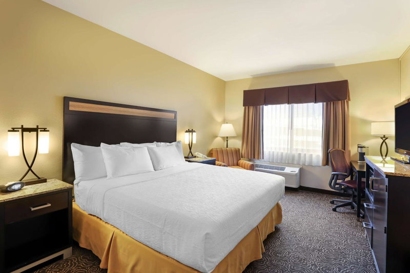 Best Western Plus Castle Rock, Castle Rock, United States