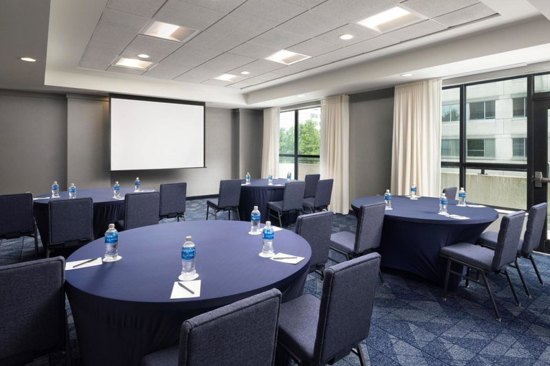 Courtyard by Marriott Washington Capitol Hill/Navy Yard, Washington, United States