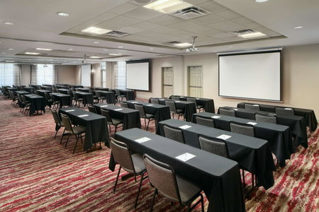 Hilton Garden Inn Schaumburg, Schaumburg, Estados Unidos