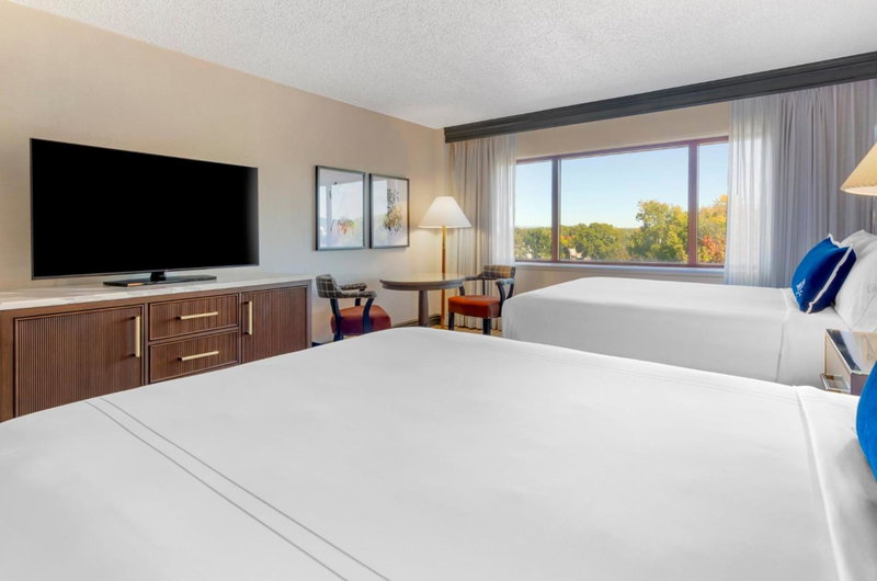 Omni Charlottesville Hotel, Charlottesville, United States