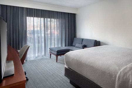 Courtyard by Marriott Silver Spring North/White Oak, Silver Spring, United States
