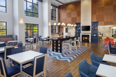 Hampton Inn by Hilton Garden City Long Island, Garden City, Vereinigte Staaten